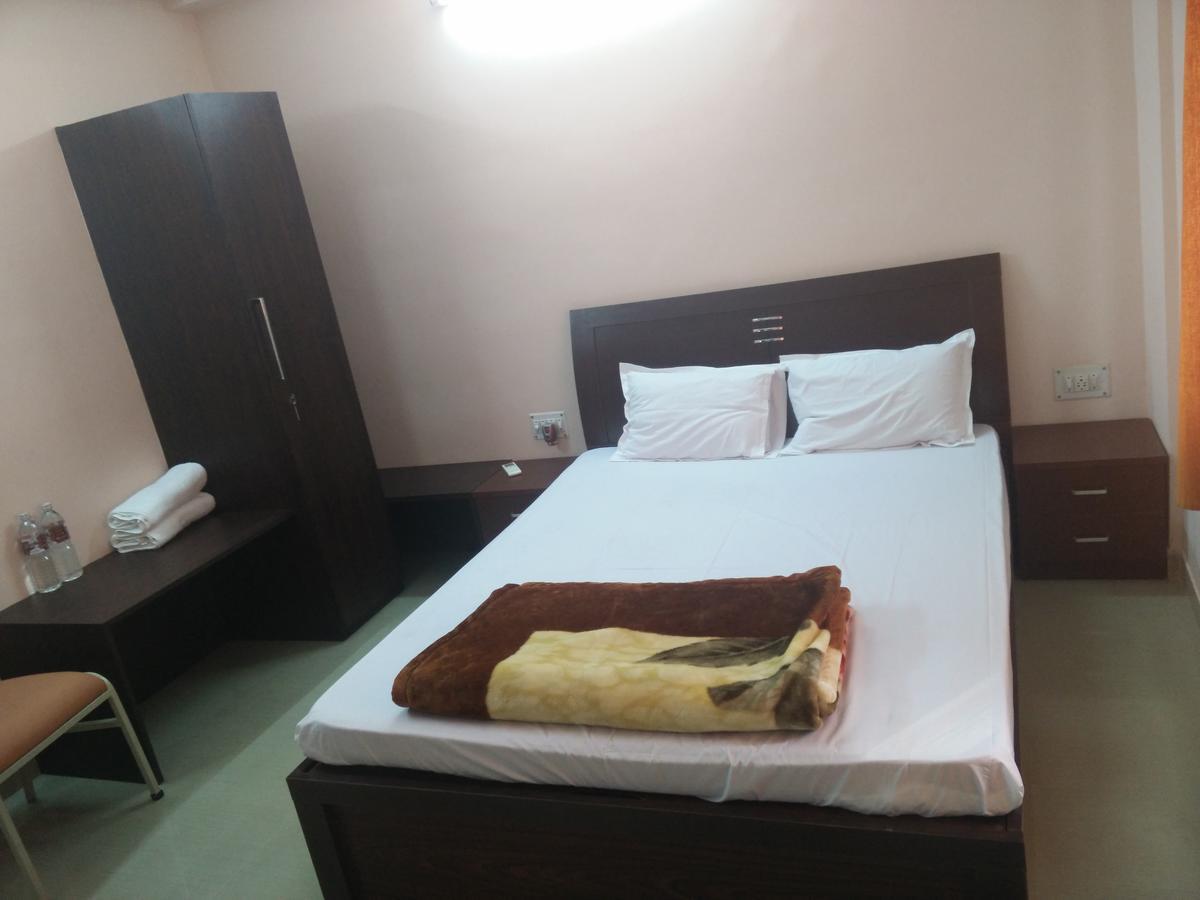 The Majestic Suites Kolkata Phòng bức ảnh